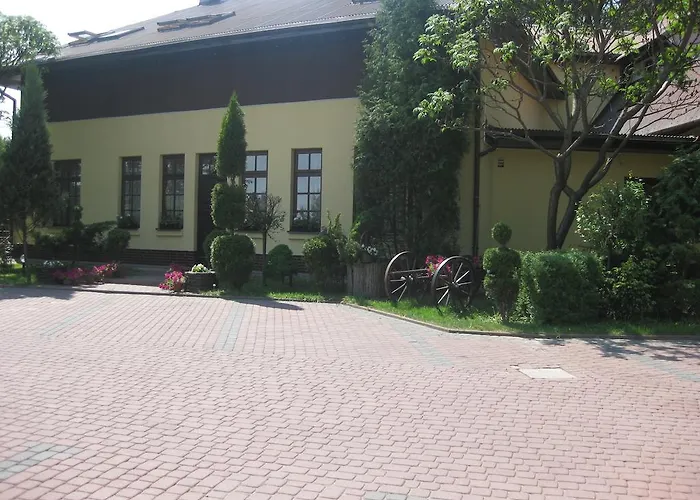 Zajazd Fantazja - Restauracja I *